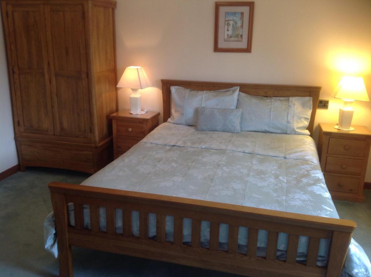 Ronaldsvoe Bed And Breakfast Fort William Exterior foto