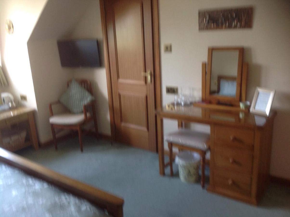 Ronaldsvoe Bed And Breakfast Fort William Exterior foto