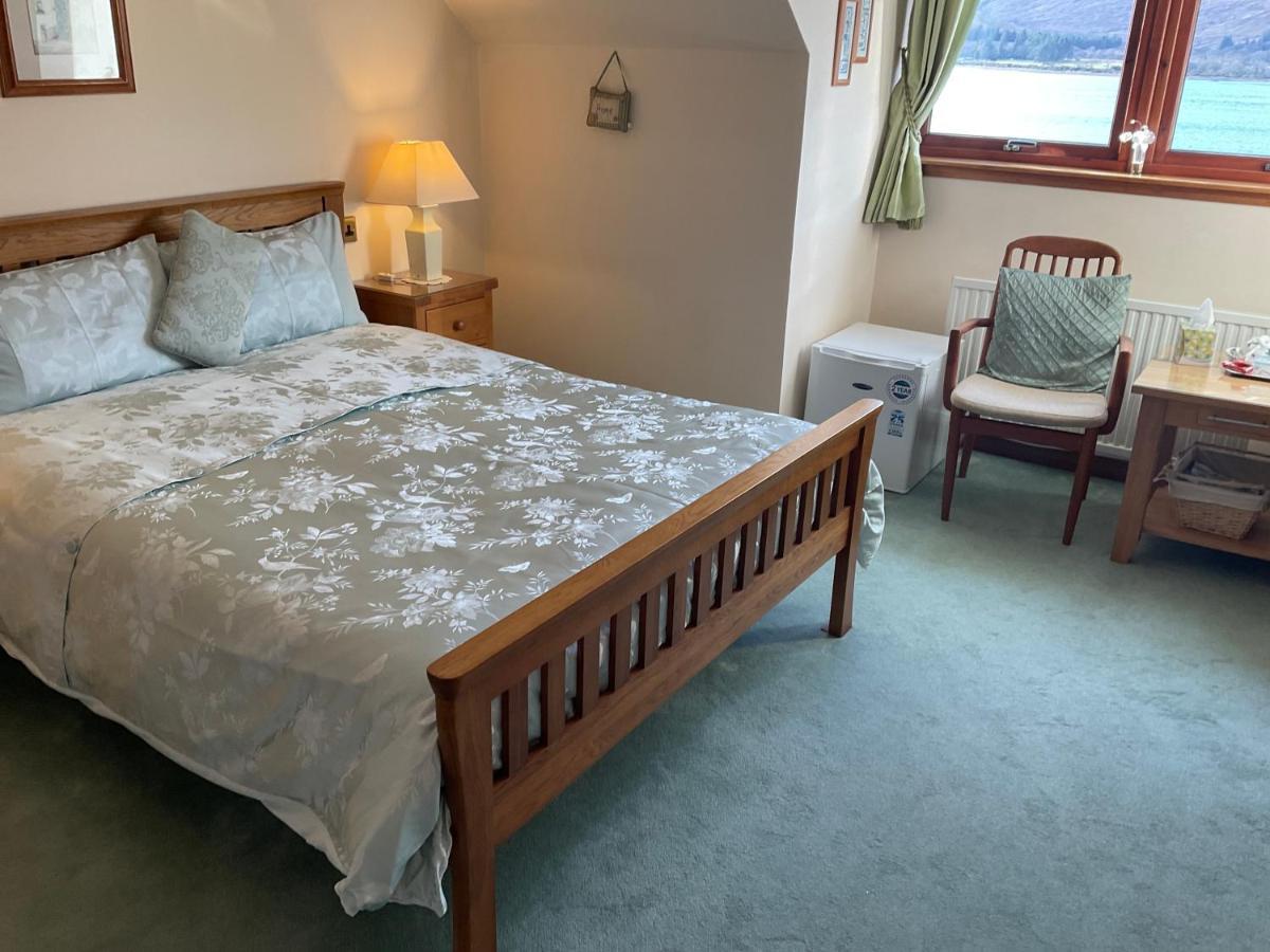 Ronaldsvoe Bed And Breakfast Fort William Exterior foto