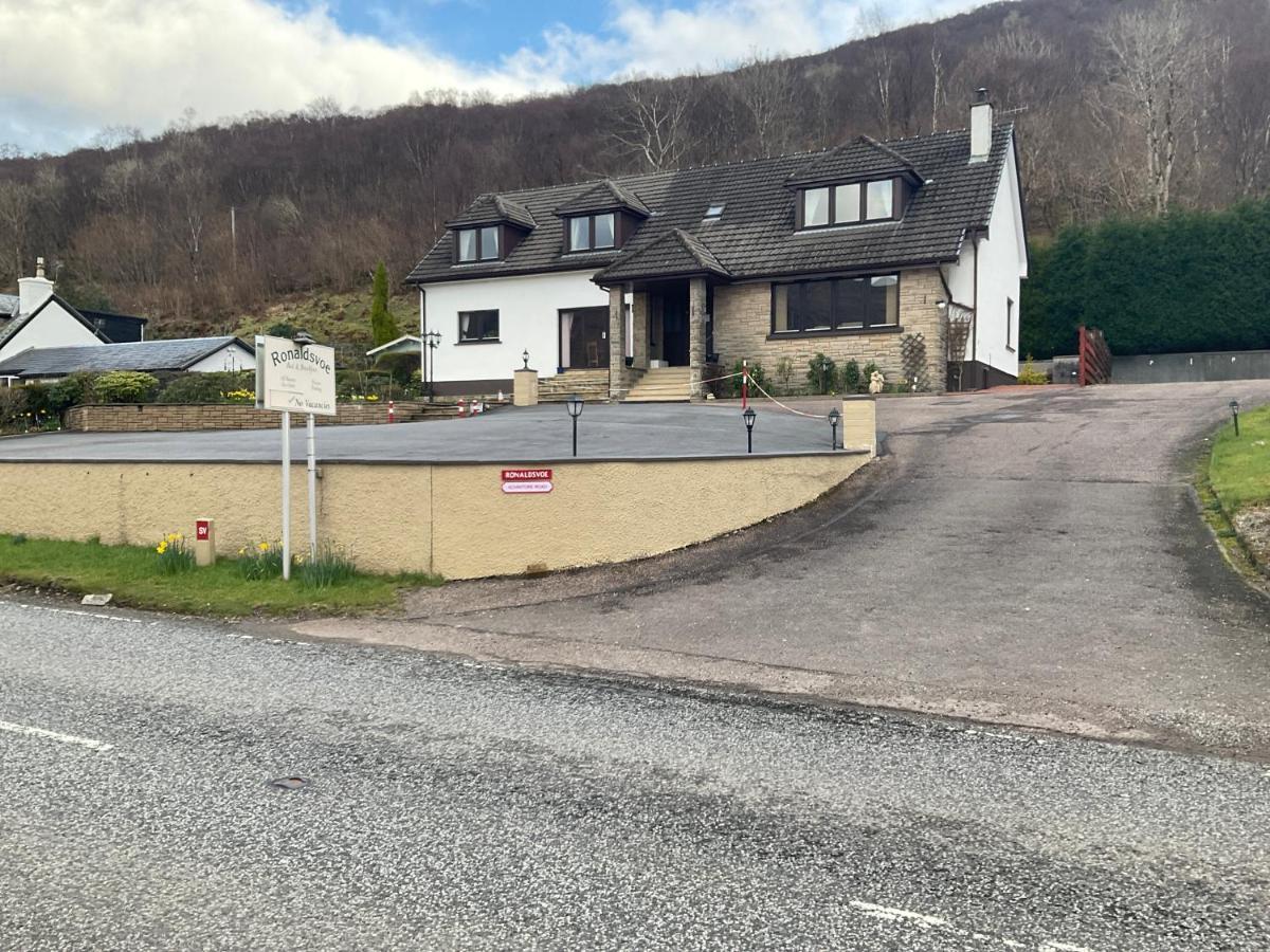 Ronaldsvoe Bed And Breakfast Fort William Exterior foto